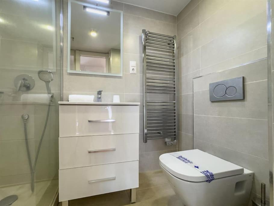 Skol 208a First Line West Facing Duplex Apa Apartment *